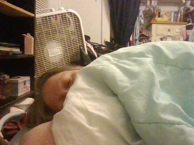 starlight1983's BongaCams show and profile