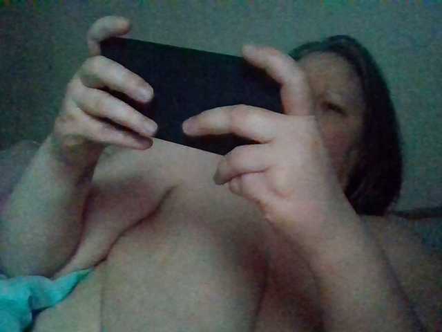 starlight1983's BongaCams show and profile