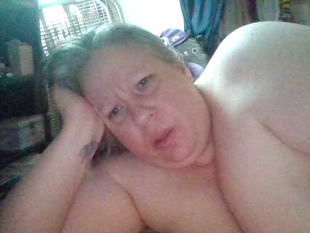 starlight1983's BongaCams show and profile