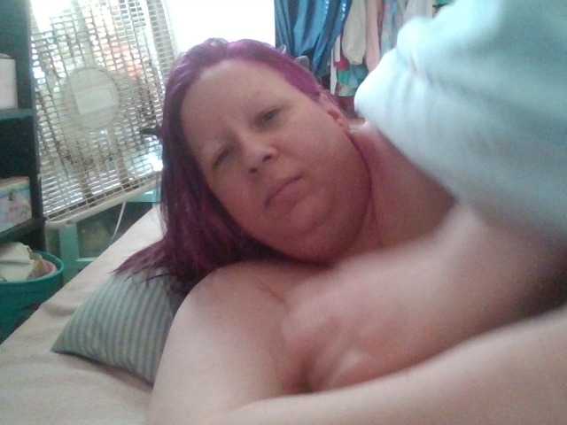 starlight1983's BongaCams show and profile