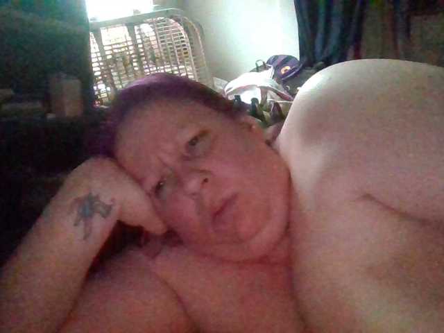 starlight1983's BongaCams show and profile