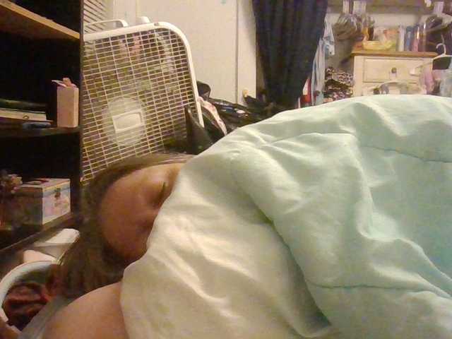 starlight1983's BongaCams show and profile