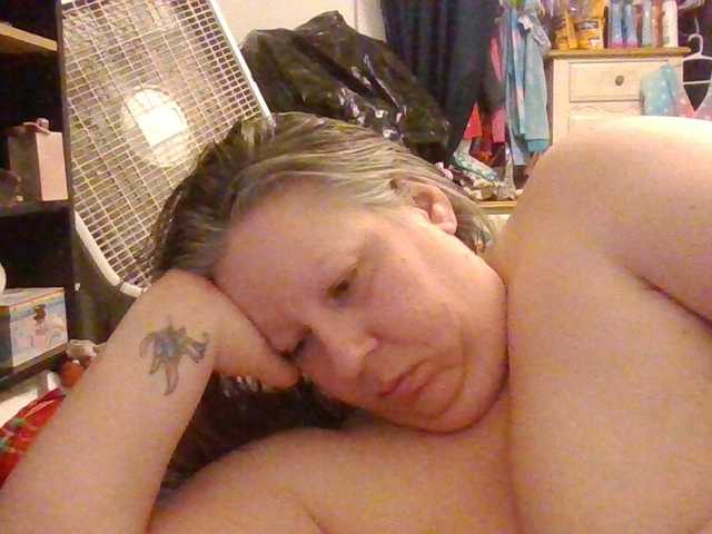 starlight1983's BongaCams show and profile