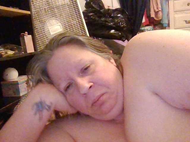 starlight1983's BongaCams show and profile