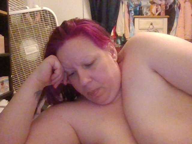 starlight1983's BongaCams show and profile