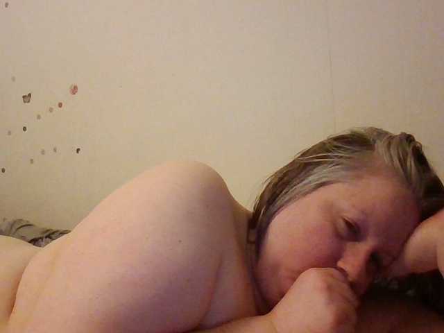 starlight1983's BongaCams show and profile