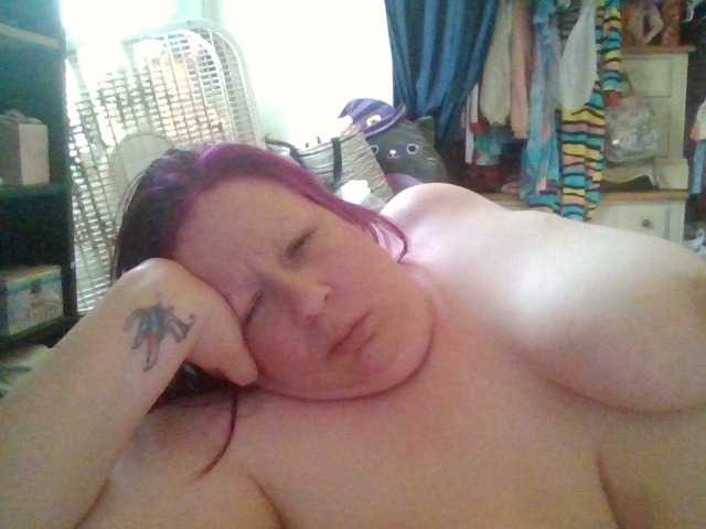 starlight1983's BongaCams show and profile