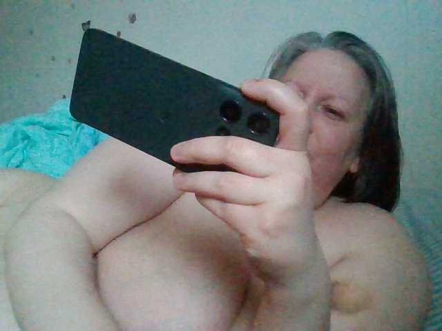 starlight1983's BongaCams show and profile