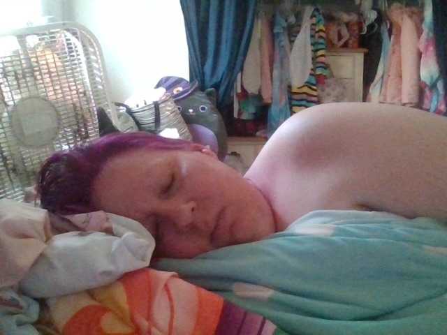 starlight1983's BongaCams show and profile