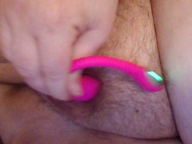 starlight1983's BongaCams show and profile