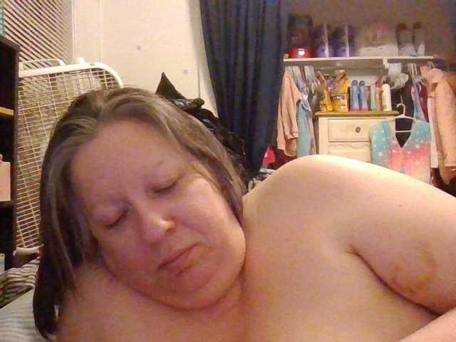starlight1983's BongaCams show and profile