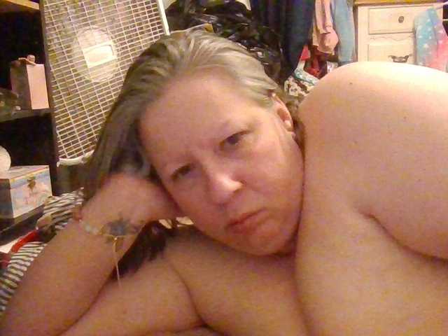 starlight1983's BongaCams show and profile