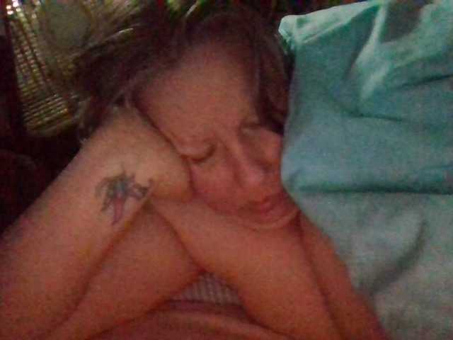 starlight1983's BongaCams show and profile