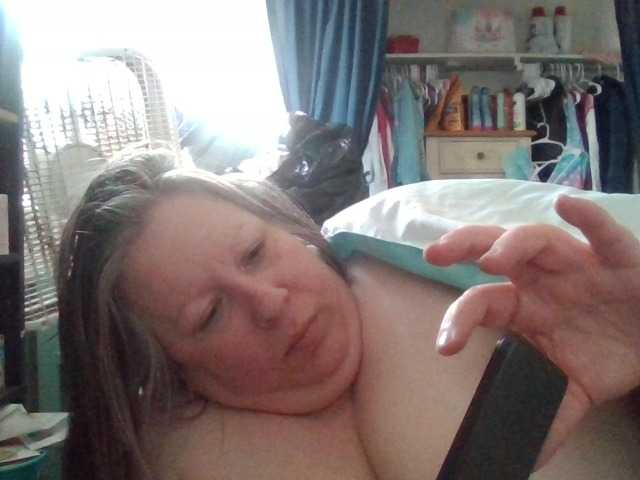 starlight1983's BongaCams show and profile