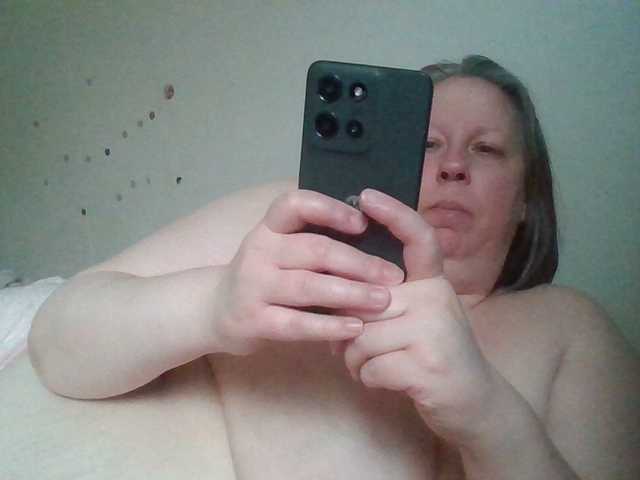 starlight1983's BongaCams show and profile