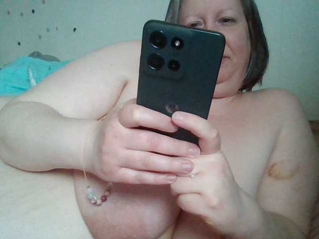 starlight1983's BongaCams show and profile