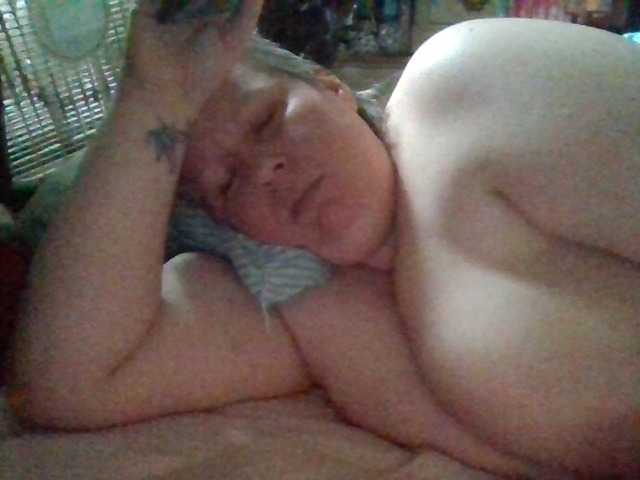 starlight1983's BongaCams show and profile