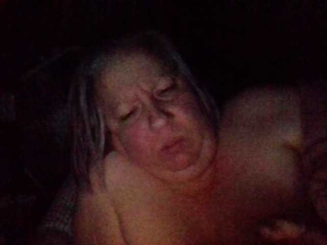 starlight1983's BongaCams show and profile