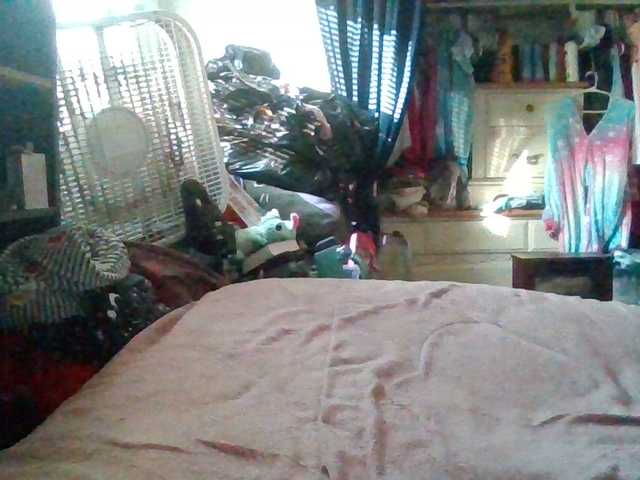 starlight1983's BongaCams show and profile