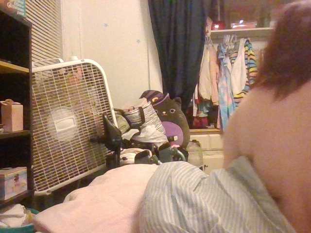 starlight1983's BongaCams show and profile