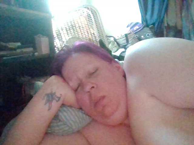 starlight1983's BongaCams show and profile