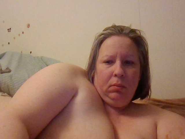 starlight1983's BongaCams show and profile