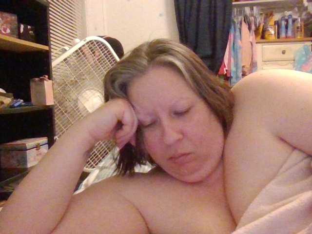 starlight1983's BongaCams show and profile