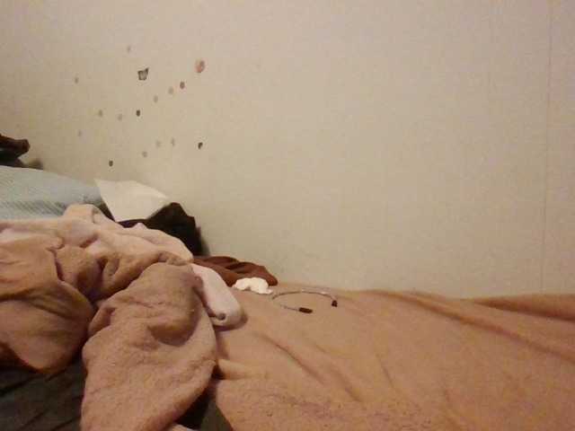 starlight1983's BongaCams show and profile