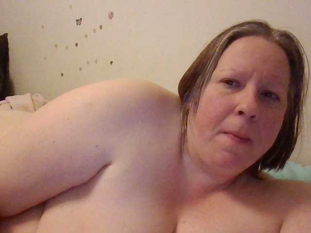 starlight1983's BongaCams show and profile