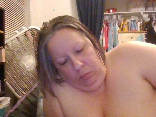 starlight1983's BongaCams show and profile