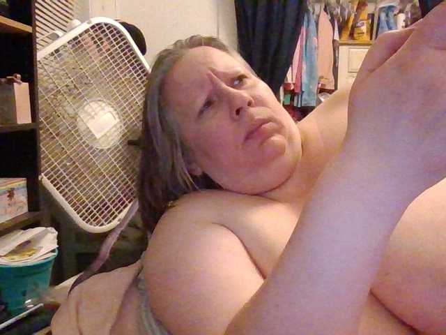 starlight1983's BongaCams show and profile