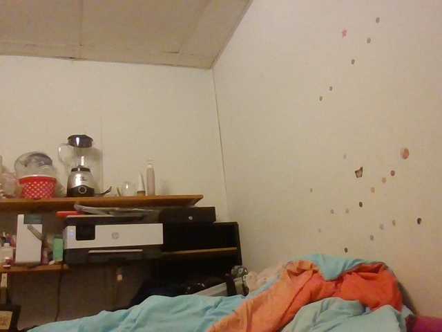 starlight1983's BongaCams show and profile