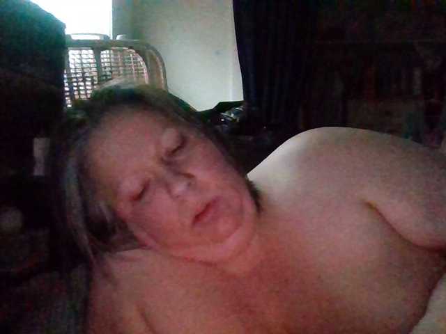 starlight1983's BongaCams show and profile