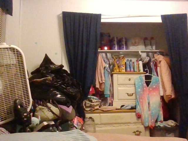 starlight1983's BongaCams show and profile