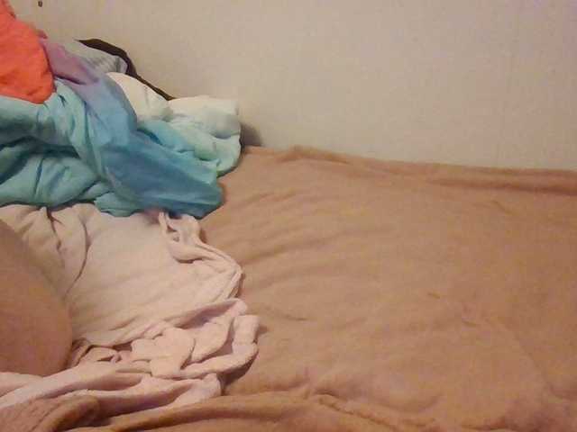 starlight1983's BongaCams show and profile