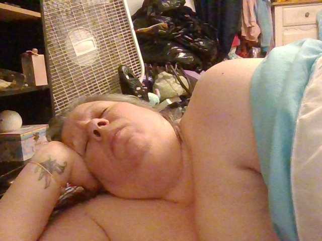 starlight1983's BongaCams show and profile