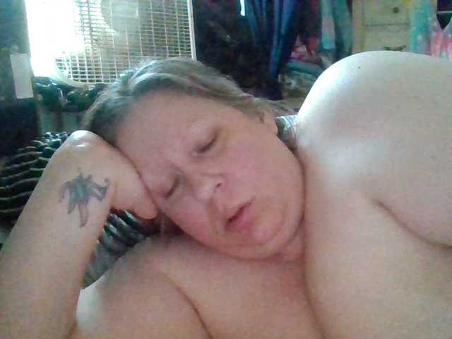 starlight1983's BongaCams show and profile