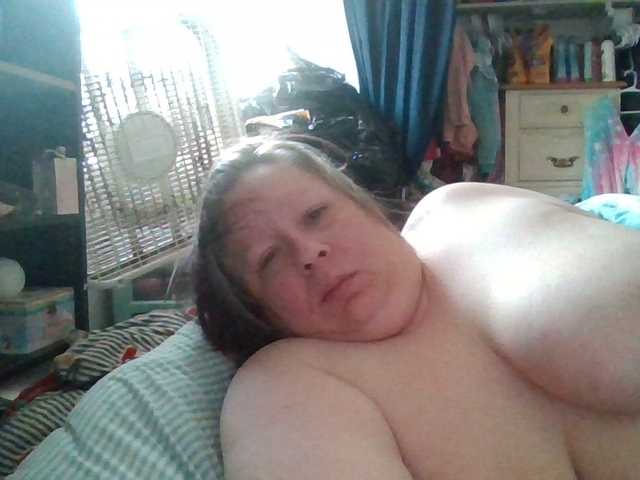 starlight1983's BongaCams show and profile