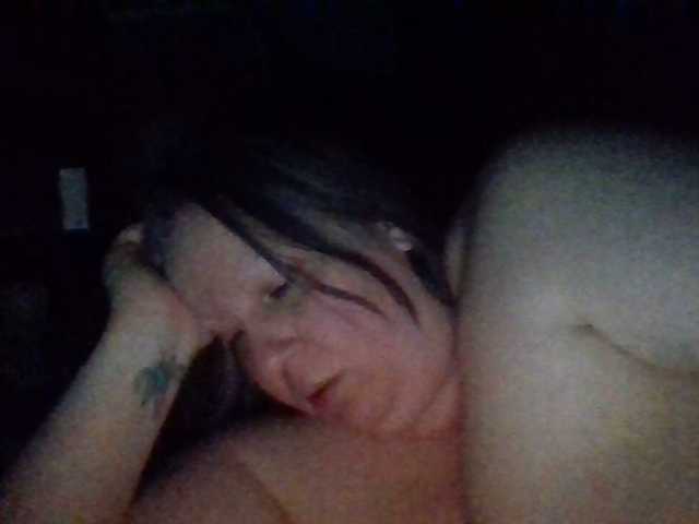 starlight1983's BongaCams show and profile