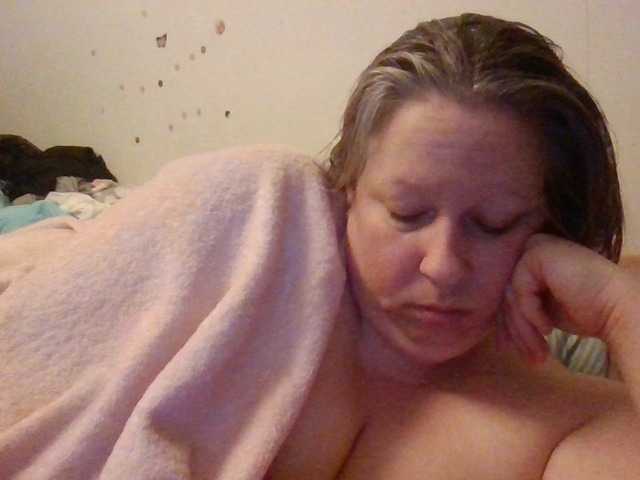 starlight1983's BongaCams show and profile