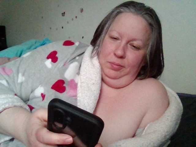 starlight1983's BongaCams show and profile