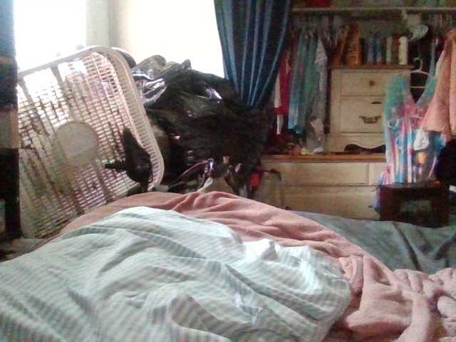 starlight1983's BongaCams show and profile