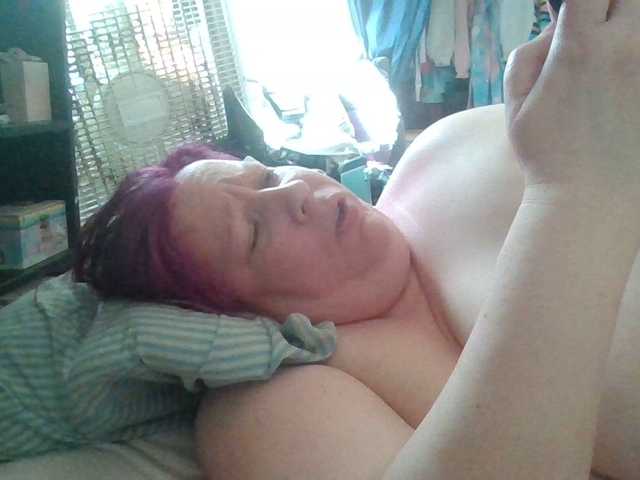 starlight1983's BongaCams show and profile