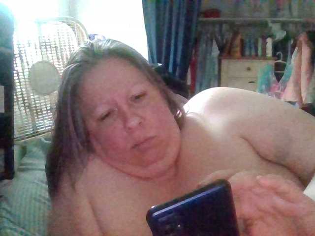 starlight1983's BongaCams show and profile