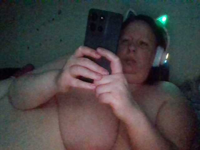 starlight1983's BongaCams show and profile