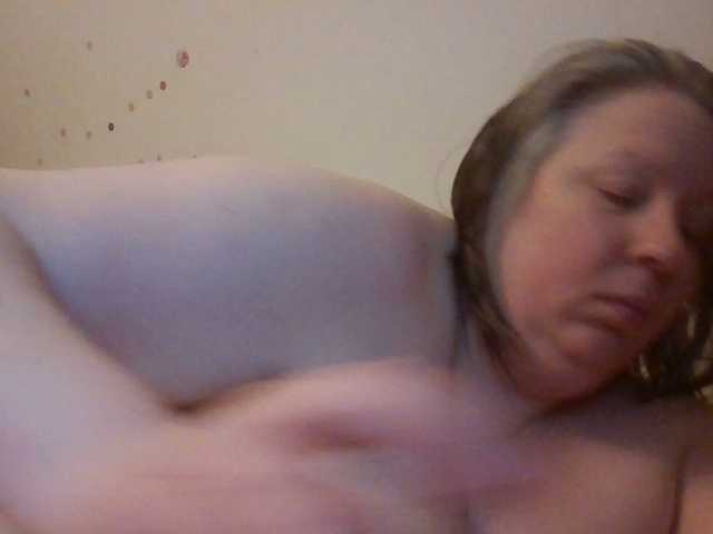 starlight1983's BongaCams show and profile