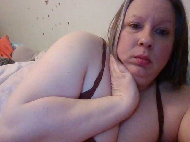 starlight1983's BongaCams show and profile