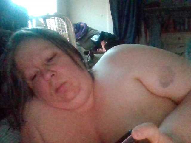 starlight1983's BongaCams show and profile