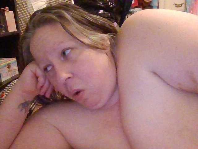 starlight1983's BongaCams show and profile