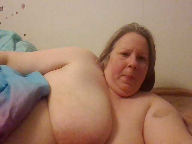 starlight1983's BongaCams show and profile